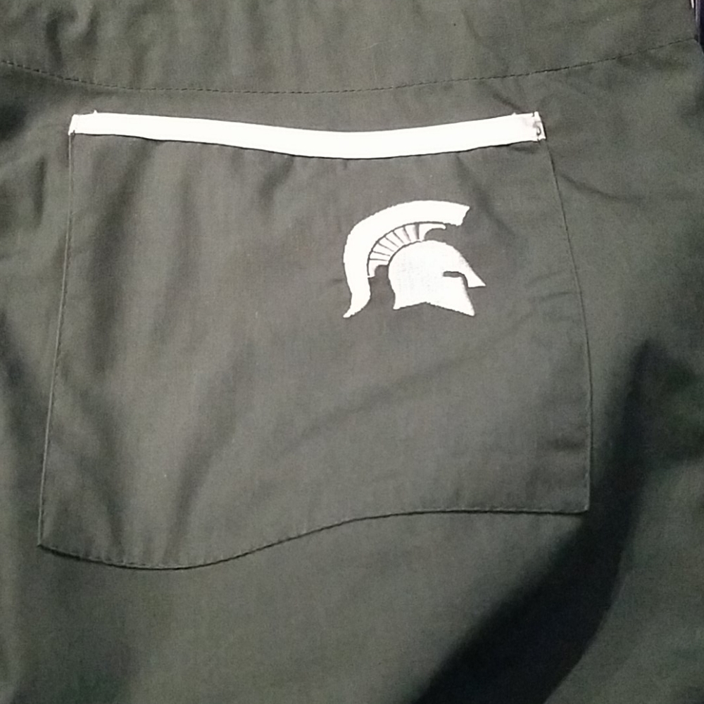 Men's NWOT scrub MSU pants - Picture 5 of 5